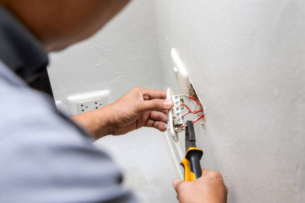 Best 24-Hour Electrician  in Noroton, CT